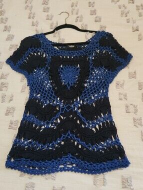 Miss Kelly 1999 Los Angeles, Hand-Crocheted  Short-Sleeve Women’s Top
